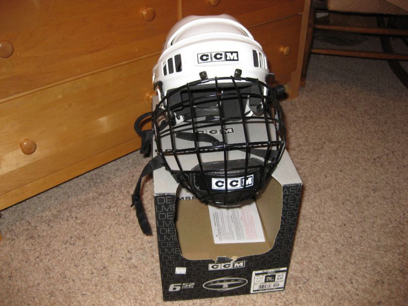 CCM 652 Tacks Hockey Helmet with cage, White SR SMALL NWT  
