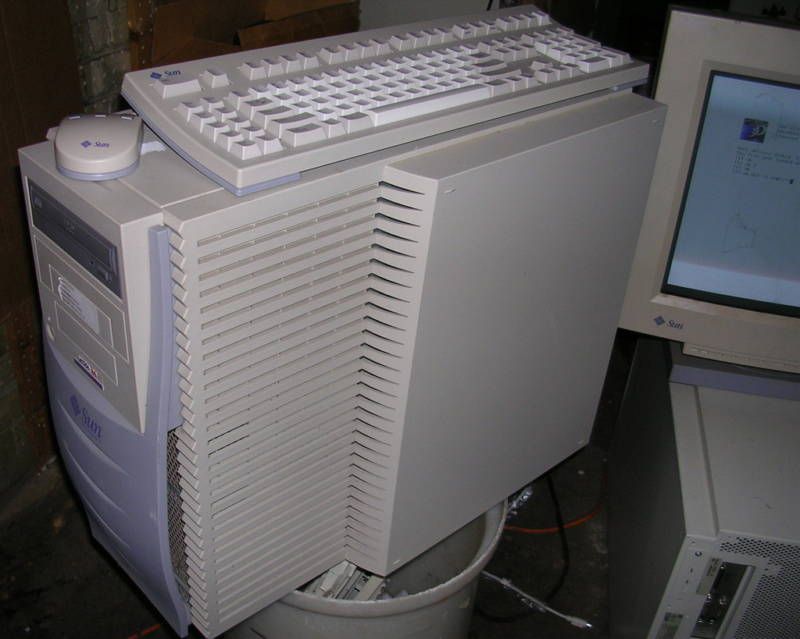 Sun Ultra 80 Expert 3D Server,2x450 UltraSPARC II w/HDs  